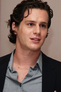 Former Glee star, Jonathan Groff, takes the leading role in HBO’s new series, Looking. Creative Commons