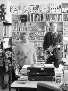 Blues singer, Mavis Staples, is just one of many artists to perform at the Tiny Desk.  Creative Commons