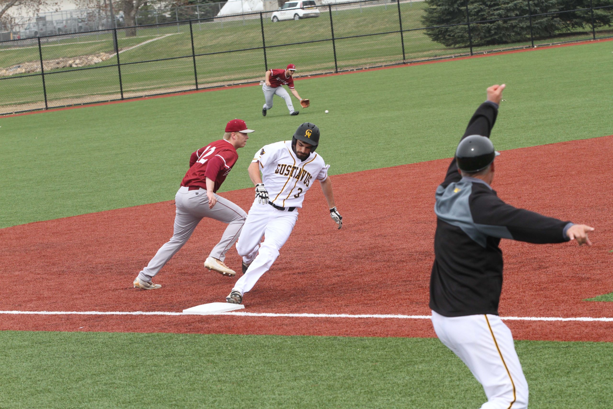 Senior Ryan Moriarty rounds third hoping to score for the Gusties in a game last season. This past week the Gusties traveled to Tucson, AZ to kick off their season with eight non-conference games.